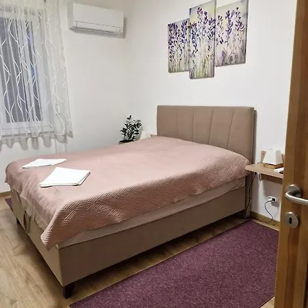St Donat Belvarosi Apartment *